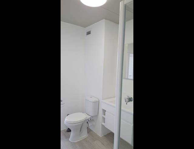 2 bed property to rent in OBSERVATORY